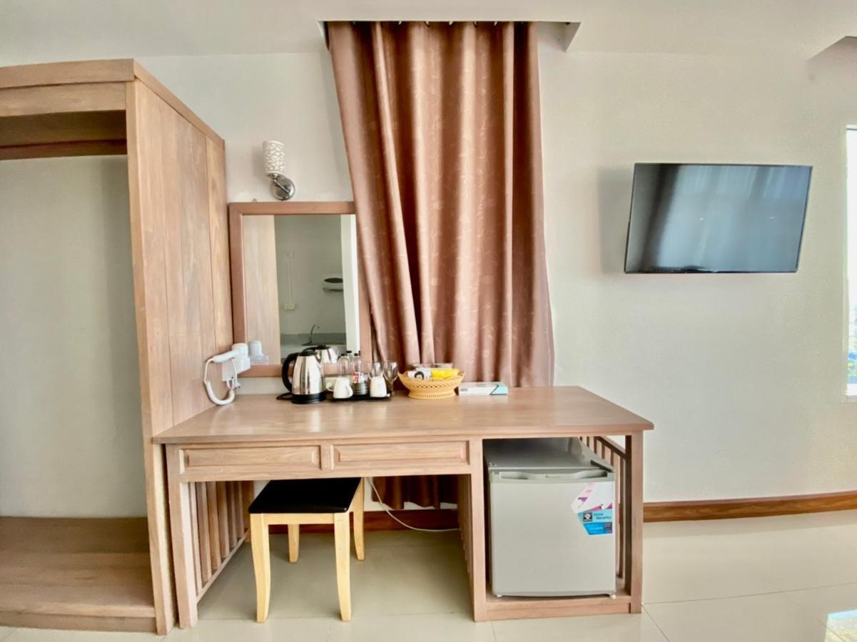 At Ruam Chok Hotel Τσιάνγκ Μάι Εξωτερικό φωτογραφία