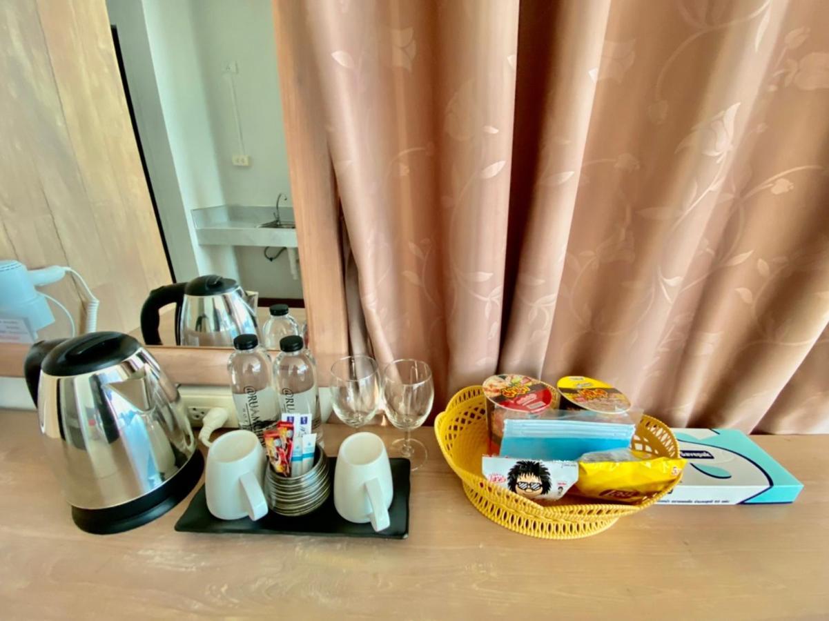 At Ruam Chok Hotel Τσιάνγκ Μάι Εξωτερικό φωτογραφία
